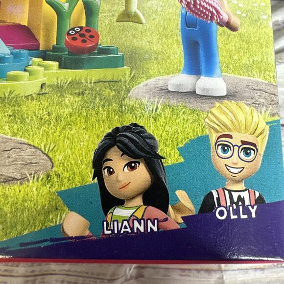 Lego 42612 Friends Cat Playground Adventure Set 87 pieces Liann and Olly Figures - Picture 5 of 5